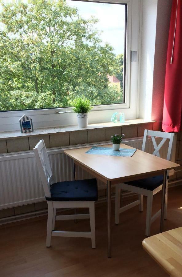 Ferienwohnung "Krabbe" Bremerhaven Bagian luar foto